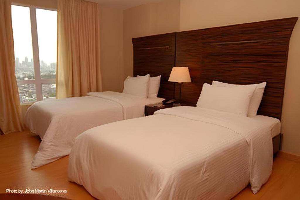 Lancaster Hotel Manila Mandaluyong Exterior photo