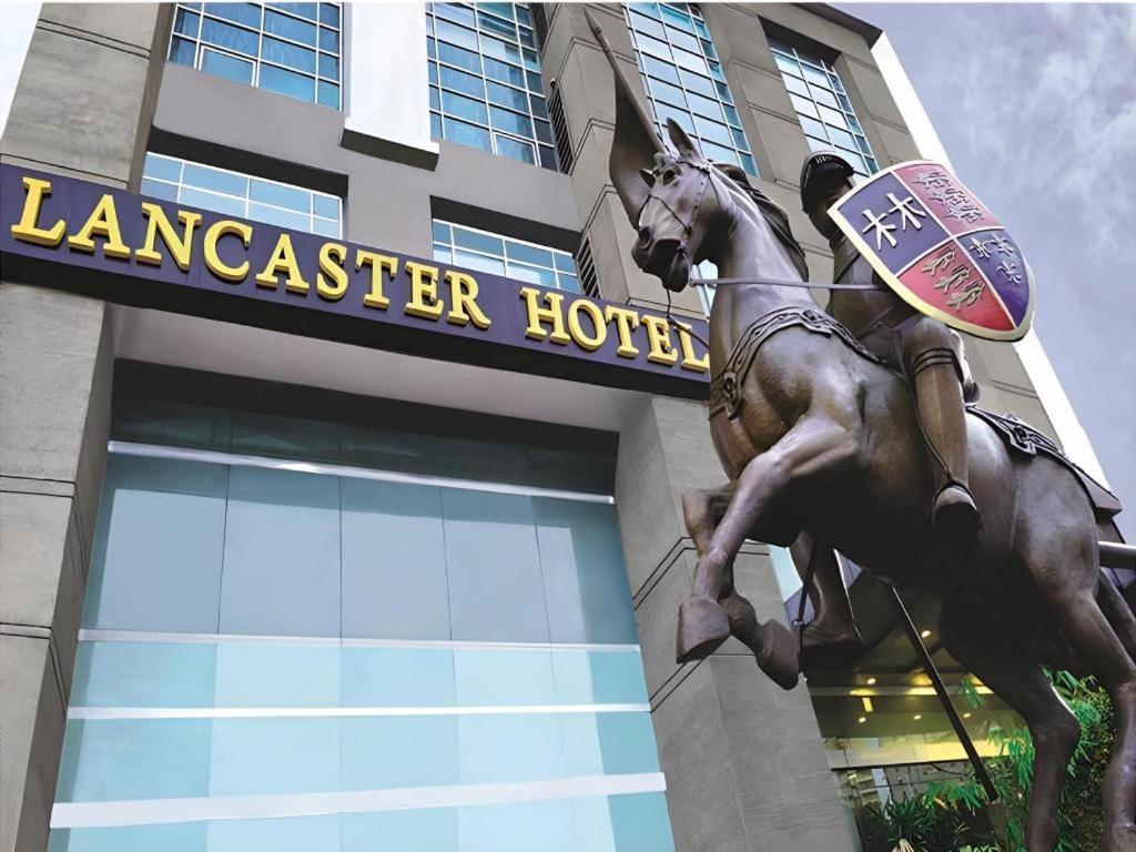 Lancaster Hotel Manila Mandaluyong Exterior photo